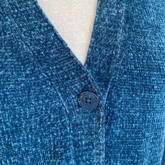 2 piece bundle- Isaac Mizrahi Cardigan Sweaters. Size XS. Grey/Teal. - Picture 4 of 11